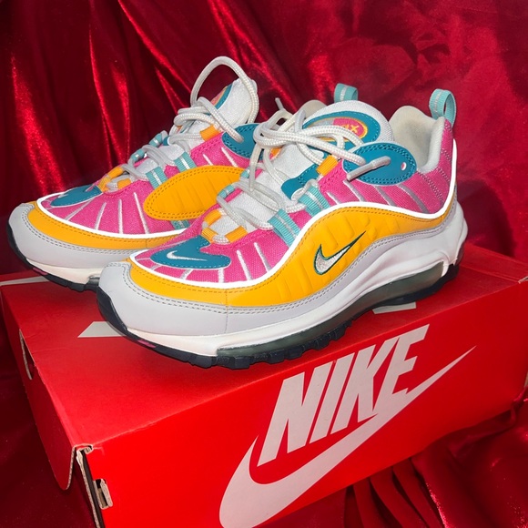 Nike Air Max ‘98 Women’s Size US 7 - Picture 1 of 5